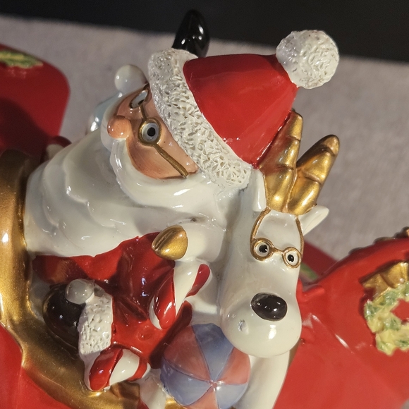 Fitz and Floyd Christmas Santa In Plane Figurine Music Box Holiday Musicals - Picture 9 of 16